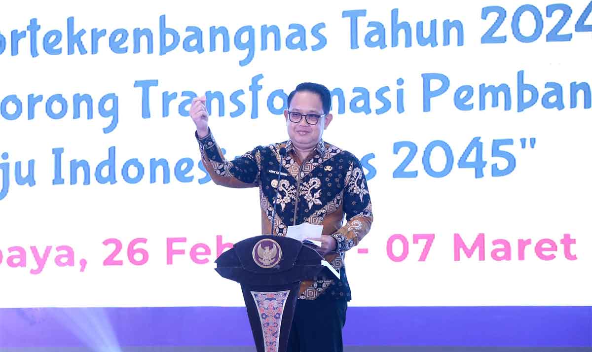 Pj Gubernur Jatim, Adhy Karyono.