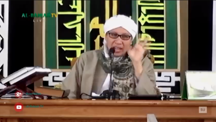 KH Yahya Zainul Maarif atau Buya Yahya dalam sebuah kajian (Youtube/AlBahjahTV)