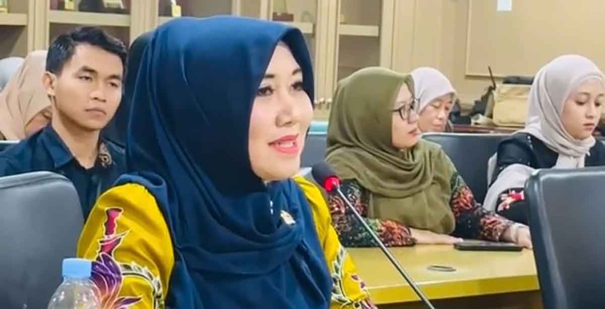 Anggota DPD RI asal Jatim, Lia Istifhama atau yang akrab disapa NIng Lia.