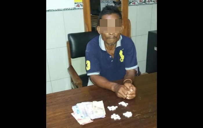 Pelaku saat di Mapolres Tuban.