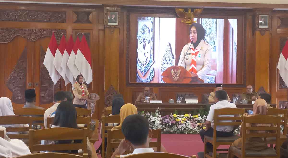 Wali Kota Mojokerto saat memberi sambutan.