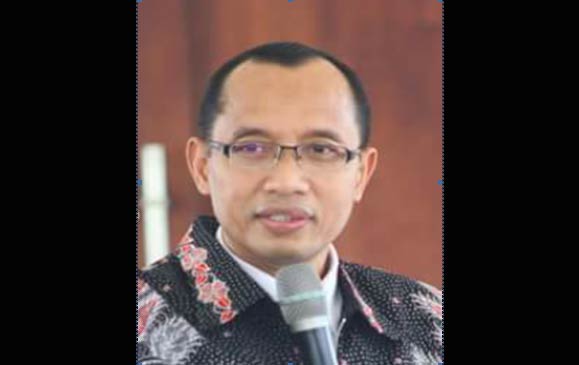 Dr H Suparto Wijoyo.