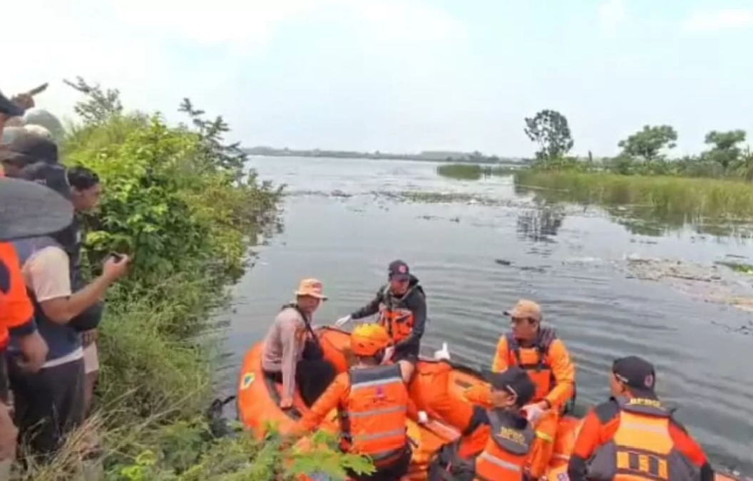 Pencari Rumput di Lamongan Ditemukan Tewas Mengapung di Waduk German