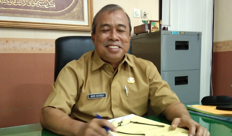 Sekda Kabuoaten Pasuruan Agus Setiyaji.   Foto: Supardi/ bangsaonline.com