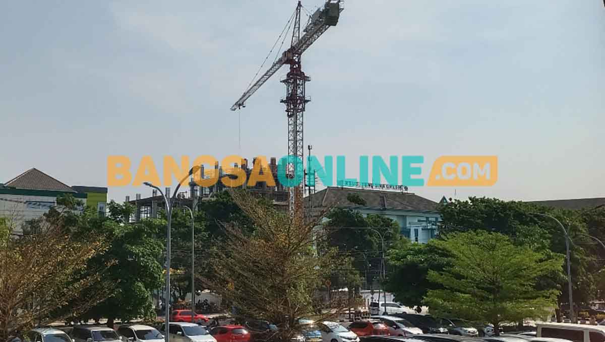 RSUD Ibnu Sina Gresik. Foto: SYUHUD/BANGSAONLINE