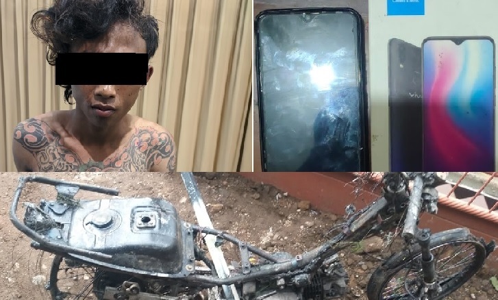 Tersangka saat diamankan di RS Pusdik Shabata Porong dan barang bukti yang berhasil diamankan. Foto: MOCH. ANDY FACHRUDIN/ BANGSAONLINE.com