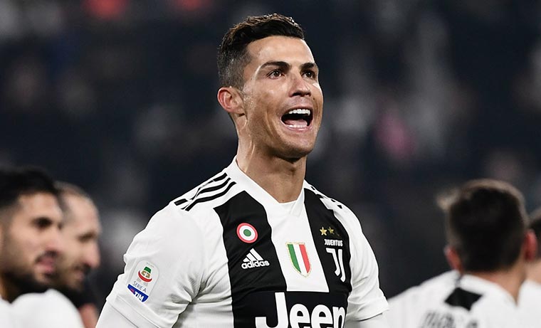 Diisukan Pindah ke MU, Ronaldo Malah Perpanjang Kontrak di ...