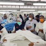 Pabrik garmen yang saat ini memproduksi APD di PT. Putrateja Sempurna, Jalan Brantas Kota Probolinggo. Pabrik ini mampu memproduksi 1 juta potong APD tiap bulannya.