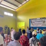 Kegiatan Training of Trainer (ToT) yang digelar oleh PPK Ormawa Hima IPA dan Lingkungan Unnes di Balai Desa Peron, Kecamatan Limbangan, Kabupaten Kendal.