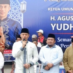Ketua Umum Partai Demokrat, Agus Harimurti Yudhoyono, saat safari ramadhan di Bangkalan.