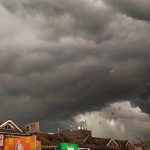 Awan mendung di Kota Surabaya (dok. Ist)