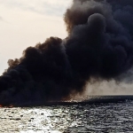 KM Hatijah I yang sedang mengalami kebakaran di perairan Sapudi, Sumenep.
