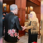 Gubernur Khofifah saat menerima lawatan Menteri Sosial dan Pembangunan Keluarga, Agama dan Kesehatan Singapura, Masagos Zulkifli.