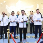 Menteri Ketenagakerjaan (Menaker) Yassierli saat konferensi pers terkait pemberian Bonus Hari Raya (BHR) Keagamaan tahun 2026.