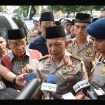 Kapolri Jenderal Tito Karnavian, bersama Ketum PBNU Said Aqil Siraj saat menghadiri acara silaturahim dan sarapan pagi di kantor PBNU di Kramat Raya, Jakarta Pusat, Minggu (27/11).