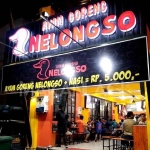 Restoran ayam goreng nelongso di Malang. Foto: Ist