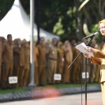 Wali Kota Kediri saat memberi sambutan.