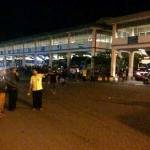 Suasana Terminal Purabaya pada Sabtu (26/7/2014) dini hari. foto:nanang/BANGSAONLINE