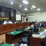 Rakor Komisi II dengan OPD terkait di gedung DPRD Trenggalek