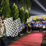 Kegiatan Colorful Night Run yang diselenggarakan oleh Persatuan Wartawan Indonesia (PWI) Tuban dalam rangka memperingati HPN 2025.