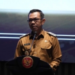 Nurochman, Wali Kota Batu, menyampaikan sambutan saat membuka Musrenbang RPJMD 2025-2029. 