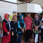 Tim KTR saat sosialisasi dan sidak di Kampus Untag Surabaya.