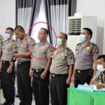 Para oknum anggota Polsek Kutalimbaru Medan Sumatera Utara saat menjalani sidang etik. Foto: Tribunnews.com