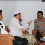 AKBP Aris Purwanto saat bersilaturahmi dengan Ketua MUI Kota Batu