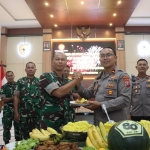 Wakapolres Pasuruan Kompol Andy saat memimpin Jajaran ke Makodim 0819 kota Pasuruan 