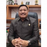 Ketua DPC PDIP Gresik, Mujid Riduan.