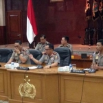 Kapolri Tito Karnavian memberikan keterangan terkait hasil gelar perkara kasus dugaan penistaan agama yang dituduhkan kepada Ahok di Mabes Polri, Jakarta, Rabu (16/11). 