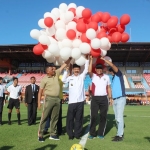 Liga Santri PSSI di Kabupaten Pamekasan resmi dimulai oleh Dandim 0826 Pamekasan Letkol Inf Ubaydillah bersama Wakil Bupati Pamekasan RB Fattah Jasin.