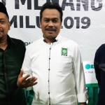 Ketua PKB Gresik Moh. Qosim (tengah) saat tasyakuran kemenangan PKB di Pileg, beberapa waktu lalu.