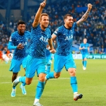 Pemain Spurs merayakan kemenangan atas Marseille. 
