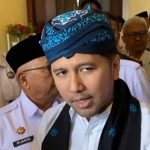 Wakil Gubernur Jatim Emil Dardak memberikan keterangan usai penyerahan remisi di LPKA Blitar dalam rangka peringatan Hari Anak Nasional 2025, Rabu (23/7/2025).