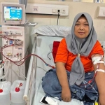 Iswati (45) saat mendapat perawatan di RS Gatoel, Kota Mojokerto.