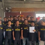 Barisan Jawara saat deklarasi mendukung Khofifah-Emil. Foto: Ist