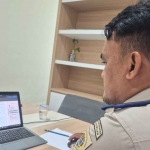 Salah satu pegawai Kantah Kabupaten Pasuruan saat mengikuti simulasi UPKP.