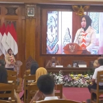 Wali Kota Mojokerto saat memberi sambutan.