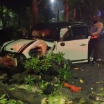 Salah satu kecelakaan yang terjadi di Kota Surabaya.
