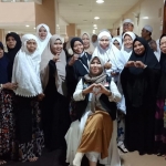 Anggota DPD RI, Lia Istifhama, saat melakukan silaturahmi dengan jemaah haji asal Jawa Timur yang tengah berada di Tanah Suci Makkah.