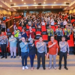 Foto bersama Polrestabes Surabaya bersama mahasiswa Universitas Ciputra, di Dian Auditorium, Kamis (24/11/2022) kemarin.