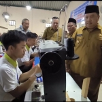 Bupati Jombang, Warsubi mengunjungi Lembaga Pelatihan Kerja (LPK) Bangun Karya