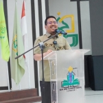Ketua DPD Partai Gerindra Jatim, Anwar Sadad menjadi pembicara seminar di UIN KH. Ahmar Sidiq, Jember. foto: istimewa