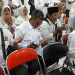 M. Nasihan (paling kiri), calon pengganti anggota DPRD Gresik F-Gerindra Abdullah Syafi