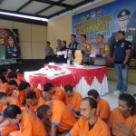 Para pelaku yang dihadirkan di konferensi pers Polres Sidoarjo