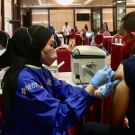 Pelaksanaan vaksinasi tahap ke-2 untuk UMKM di Golden City Surabaya.