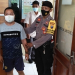 Djoko Djoewono (55) Warga Kelurahan Kebonsari, Kabupaten Tuban ditangkap jajaran Kepolisian Sektor (Polsek) Jenu. (foto: ist)