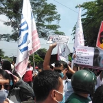 Demo buruh di Pasuruan.