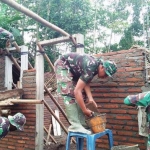 Satgas TMMD Kodim 0824/Jember di bawah kendali Letkol Inf Arif Munawar, mulai fokus untuk merehab rumah milik Asari.